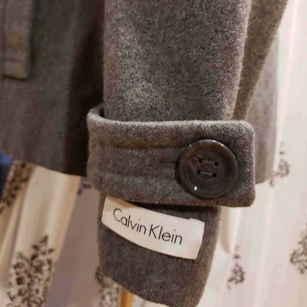 Great condition grey Calvin Klein Hooded Jacket 10 - Picture 7 of 8